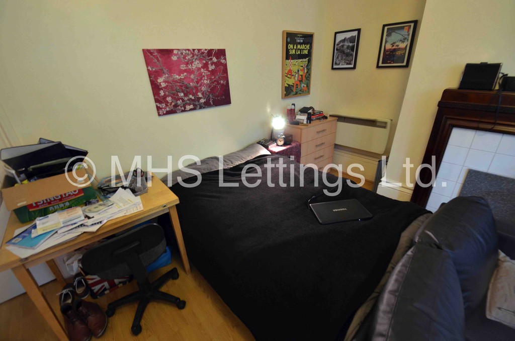Photo of 1 Bedroom Studio in Flat 1, 22 Brudenell Road, Leeds, LS6 1BD
