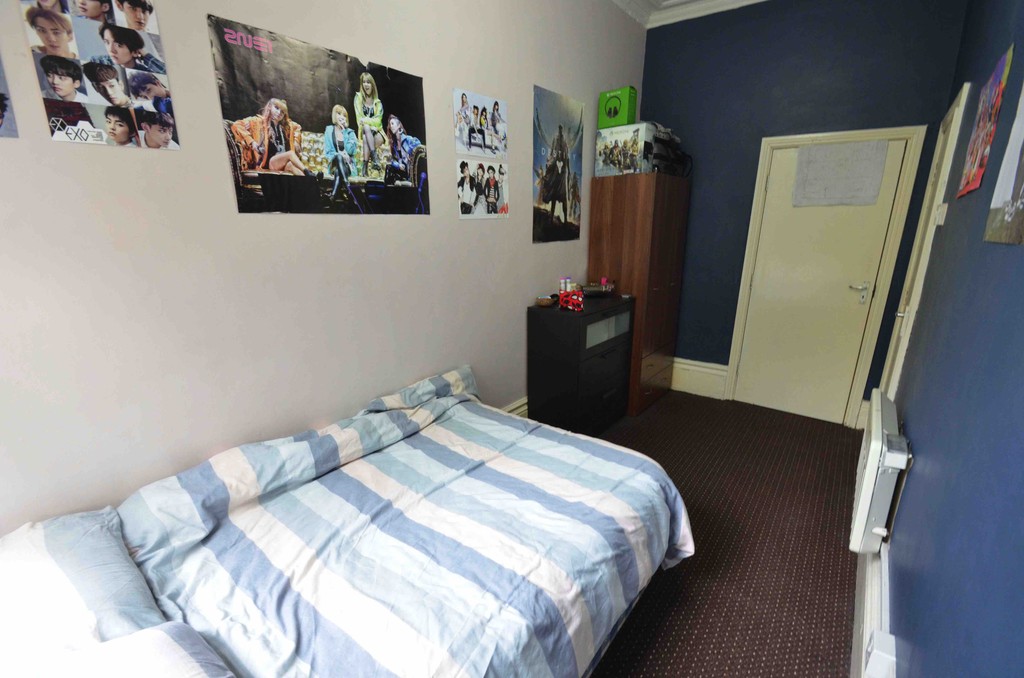 Photo of 1 Bedroom Flat in Flat 3, 22 Brudenell Road, Leeds, LS6 1BD
