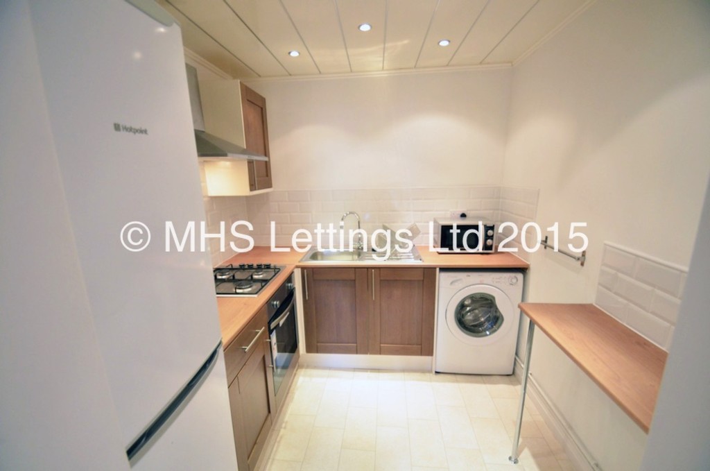 Photo of 1 Bedroom Flat in 21 Kensington Terrace, Leeds, LS6 1BE