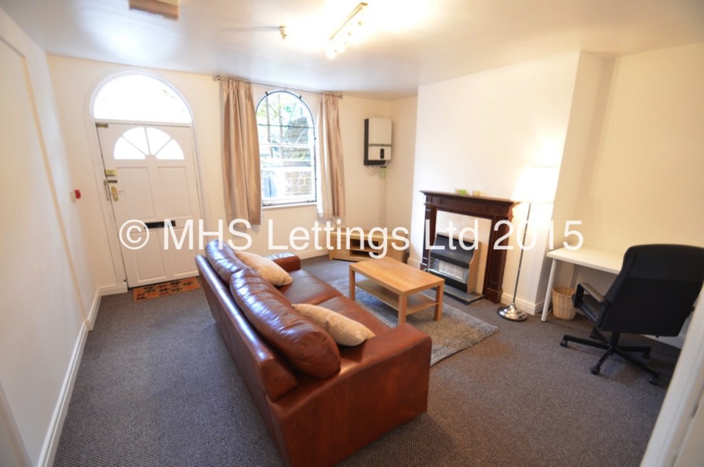 Photo of 1 Bedroom Flat in 21 Kensington Terrace, Leeds, LS6 1BE