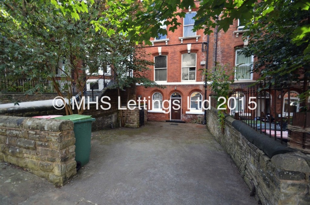 Photo of 1 Bedroom Flat in 21 Kensington Terrace, Leeds, LS6 1BE