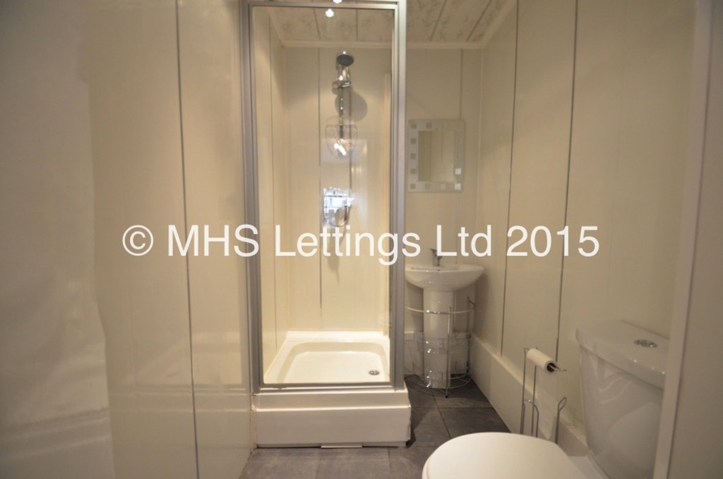 Photo of 1 Bedroom Flat in 21 Kensington Terrace, Leeds, LS6 1BE
