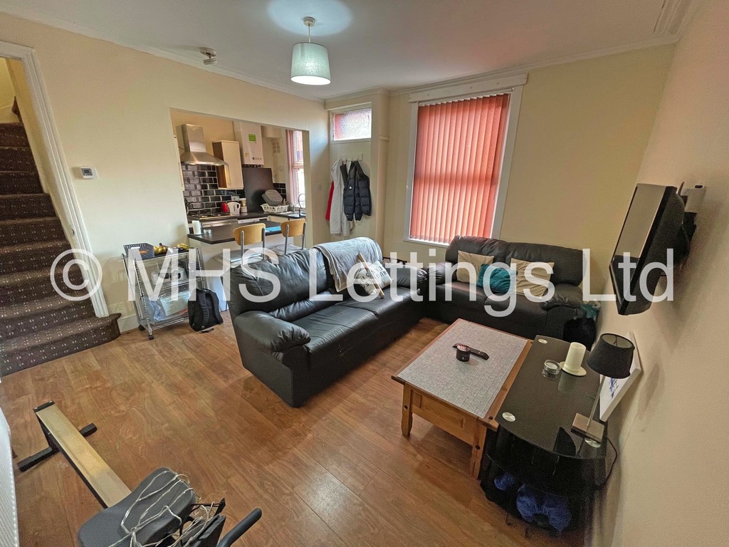 Photo of 2 Bedroom End Terraced House in 46 Harold Street, Leeds, LS6 1PL