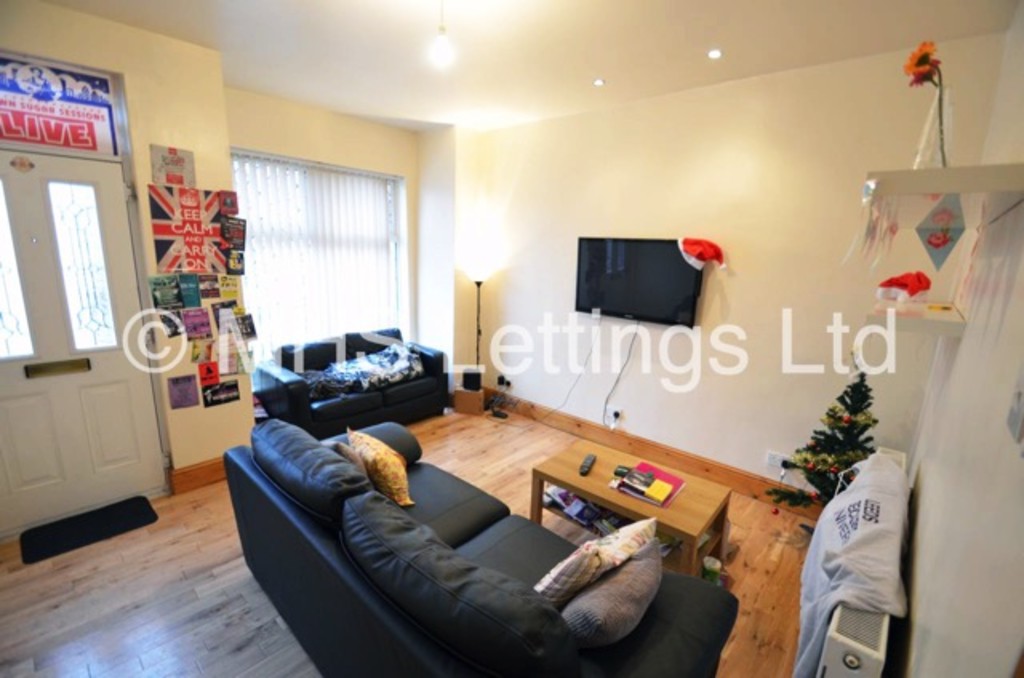 31 Hessle Mount, Leeds, LS6 1EP