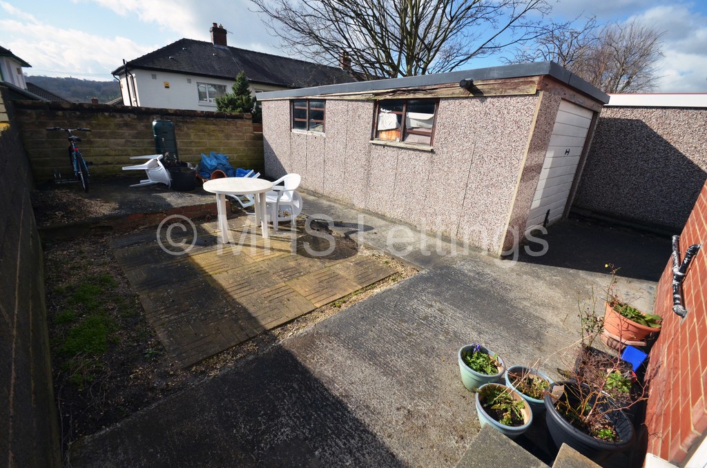 Photo of 2 Bedroom Semi-Detached House in 43 Argie Avenue, Leeds, LS4 2QN