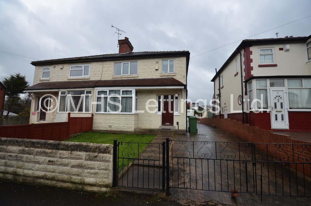 Photo of 5 Bedroom Semi-Detached House in 7 Newport View, Leeds, LS6 3BX