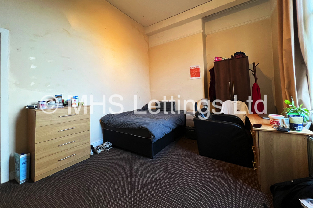 Photo of 3 Bedroom Apartment in Flat 3, 2 St John's Terrace, Leeds, LS3 1DY