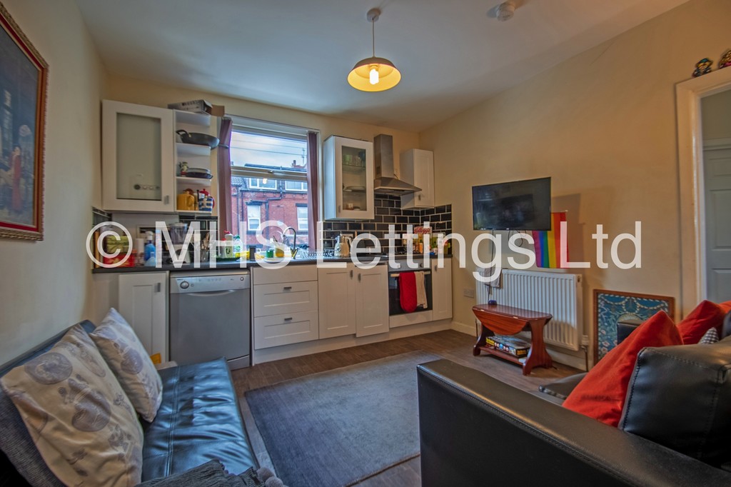 Photo of 3 Bedroom End Terraced House in 1 Talbot Mount, Burley Park, Leeds, LS4 2PF