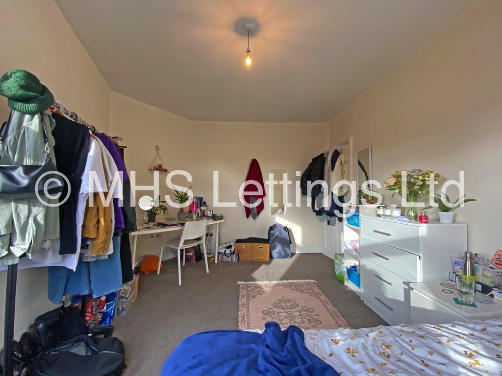 Photo of 4 Bedroom End Terraced House in 23 Granby Terrace, Leeds, LS6 3BB