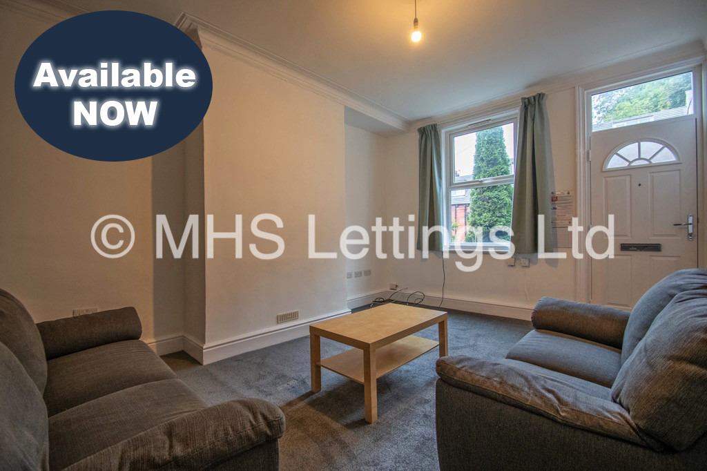 Photo of 2 Bedroom Mid Terraced House in 14 Wharfedale Grove, Leeds, LS7 2LQ