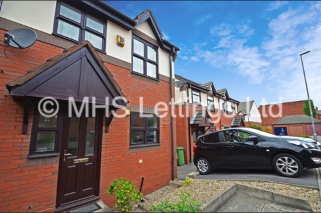 Photo of 2 Bedroom Mid Terraced House in 6 The Maltings, Leeds, LS6 1RX