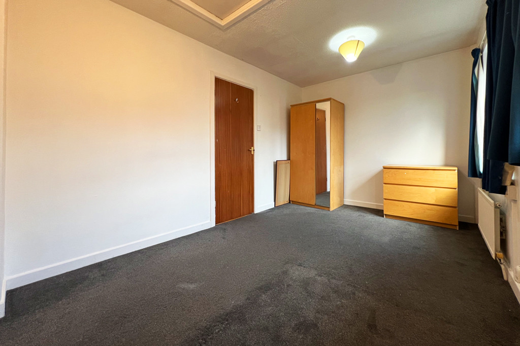 Photo of 2 Bedroom Mid Terraced House in 6 The Maltings, Leeds, LS6 1RX