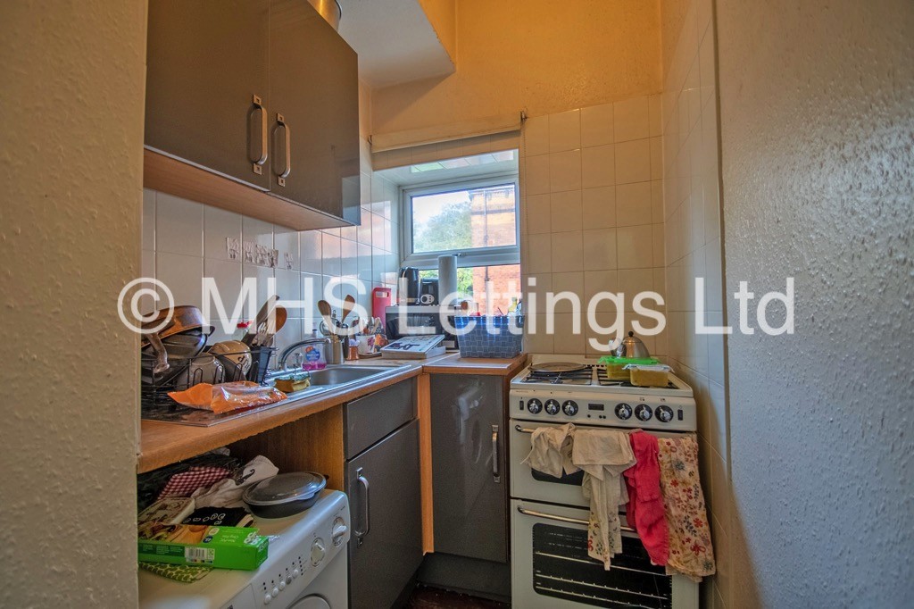 Photo of 1 Bedroom Flat in Flat C, Regent Lodge, Leeds, LS6 2DZ